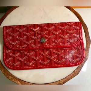 Goyard- St. Louis Pouch - Red | New! - Versatile | Add Chain or Wristlet Strap